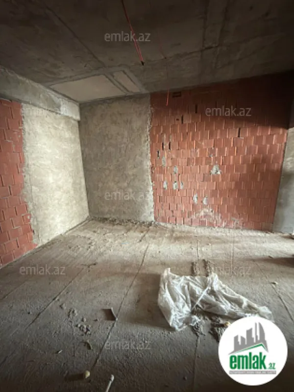 Satılır 2 otaqlı yeni tikili 80 m²