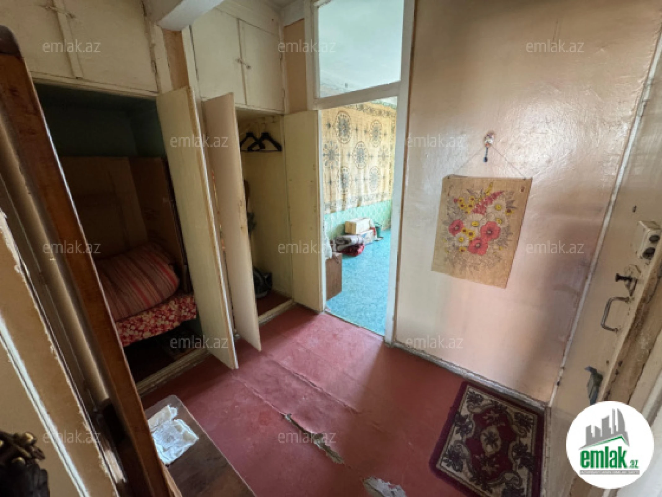 Satılır 2 otaqlı köhnə tikili 70 m²