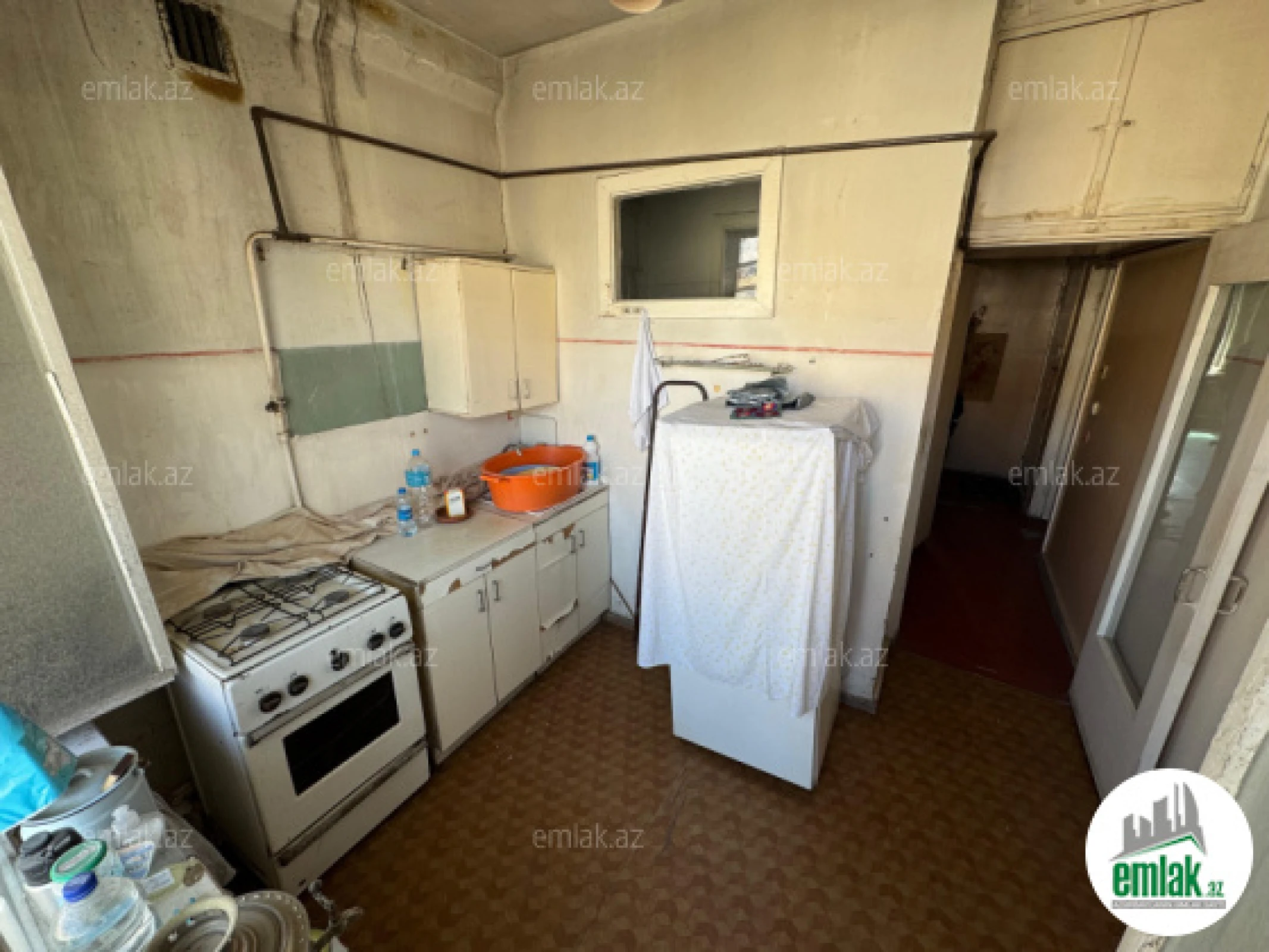 Satılır 2 otaqlı köhnə tikili 70 m²