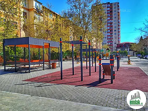 Satılır 2 otaqlı köhnə tikili 70 m²