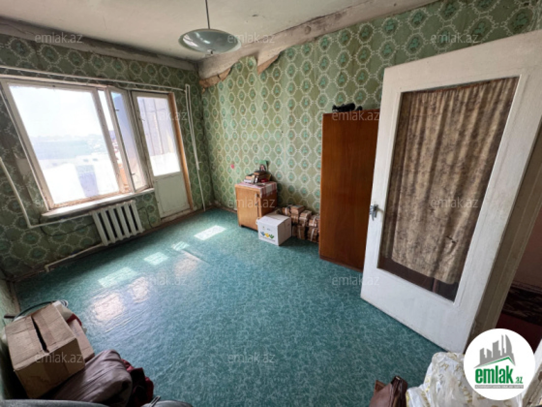 Satılır 2 otaqlı köhnə tikili 70 m²