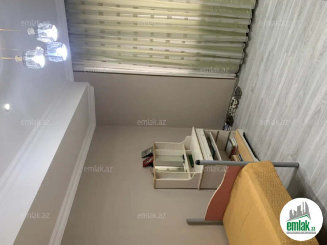 Satılır 4 otaqlı yeni tikili 132 m²