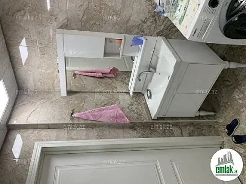 Satılır 4 otaqlı yeni tikili 132 m²
