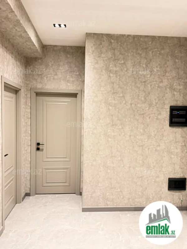 Satılır 2 otaqlı yeni tikili 76 m²