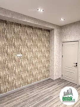 Satılır 2 otaqlı yeni tikili 76 m²