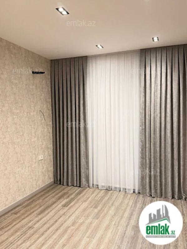 Satılır 2 otaqlı yeni tikili 76 m²