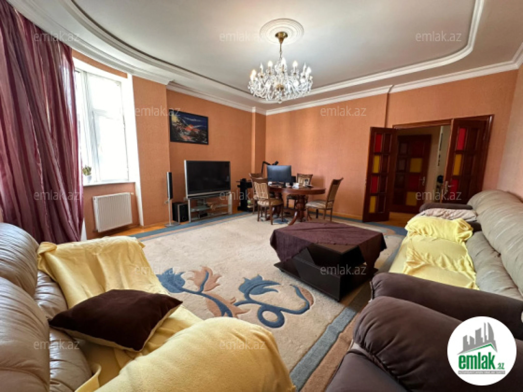 Satılır 4 otaqlı yeni tikili 160 m²