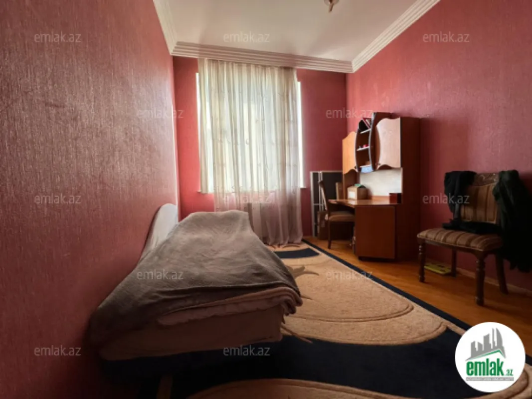 Satılır 4 otaqlı yeni tikili 160 m²