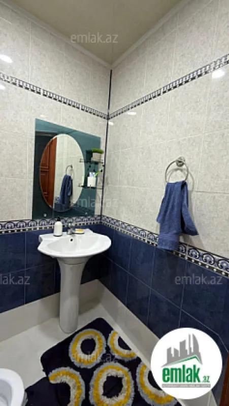 Satılır 4 otaqlı yeni tikili 160 m²