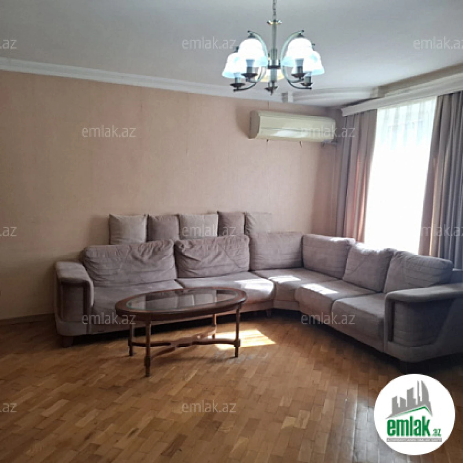 Satılır 3 otaqlı köhnə tikili 90 m²