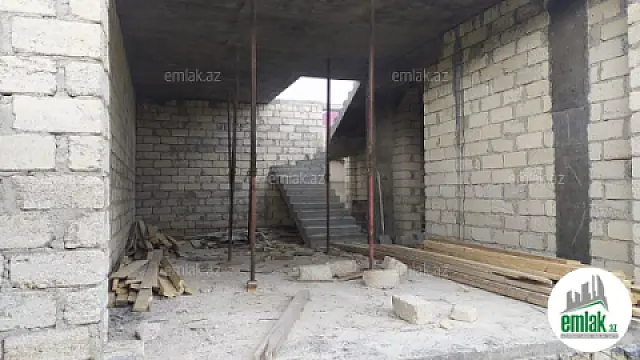 Satılır 4 otaqlı həyət evi 145 m²