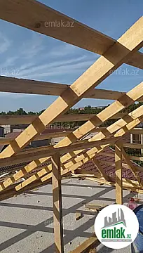 Satılır 4 otaqlı həyət evi 145 m²