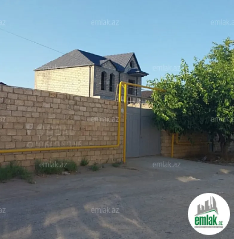 Satılır 4 otaqlı həyət evi 145 m²