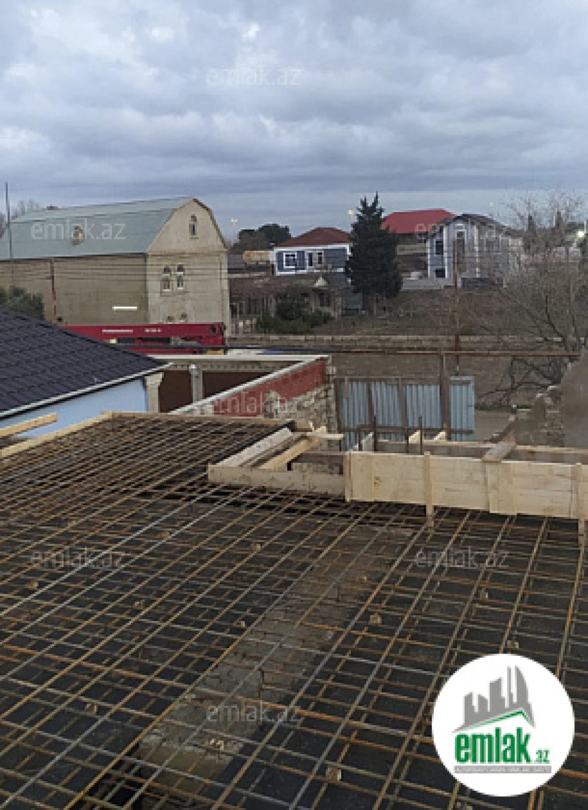 Satılır 4 otaqlı həyət evi 145 m²