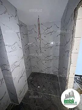 Satılır 2 otaqlı yeni tikili 80 m²