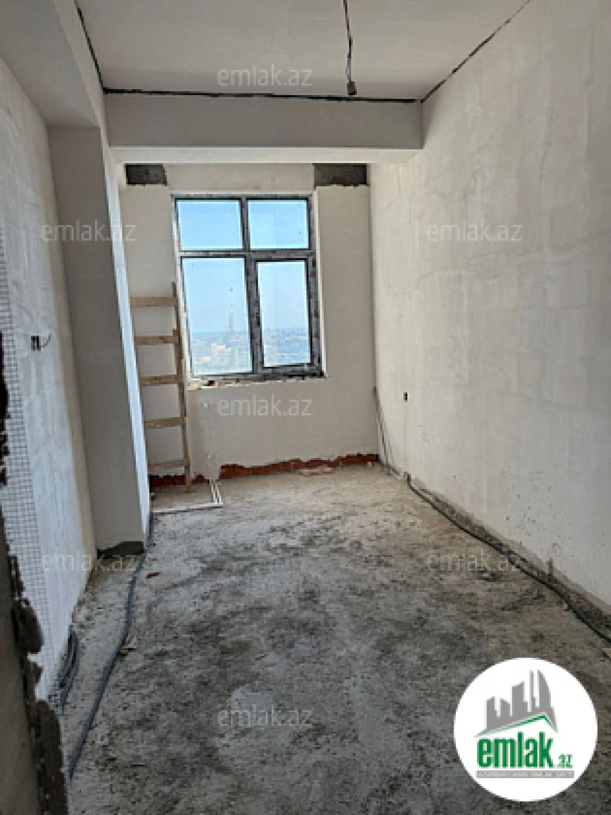 Satılır 2 otaqlı yeni tikili 80 m²