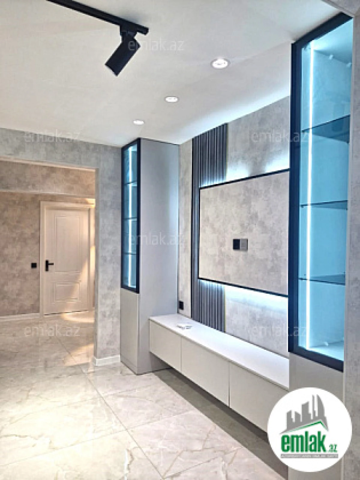 Satılır 4 otaqlı köhnə tikili 85 m²