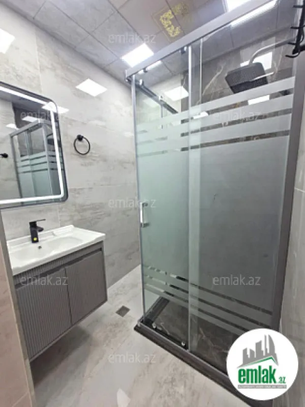 Satılır 4 otaqlı köhnə tikili 85 m²