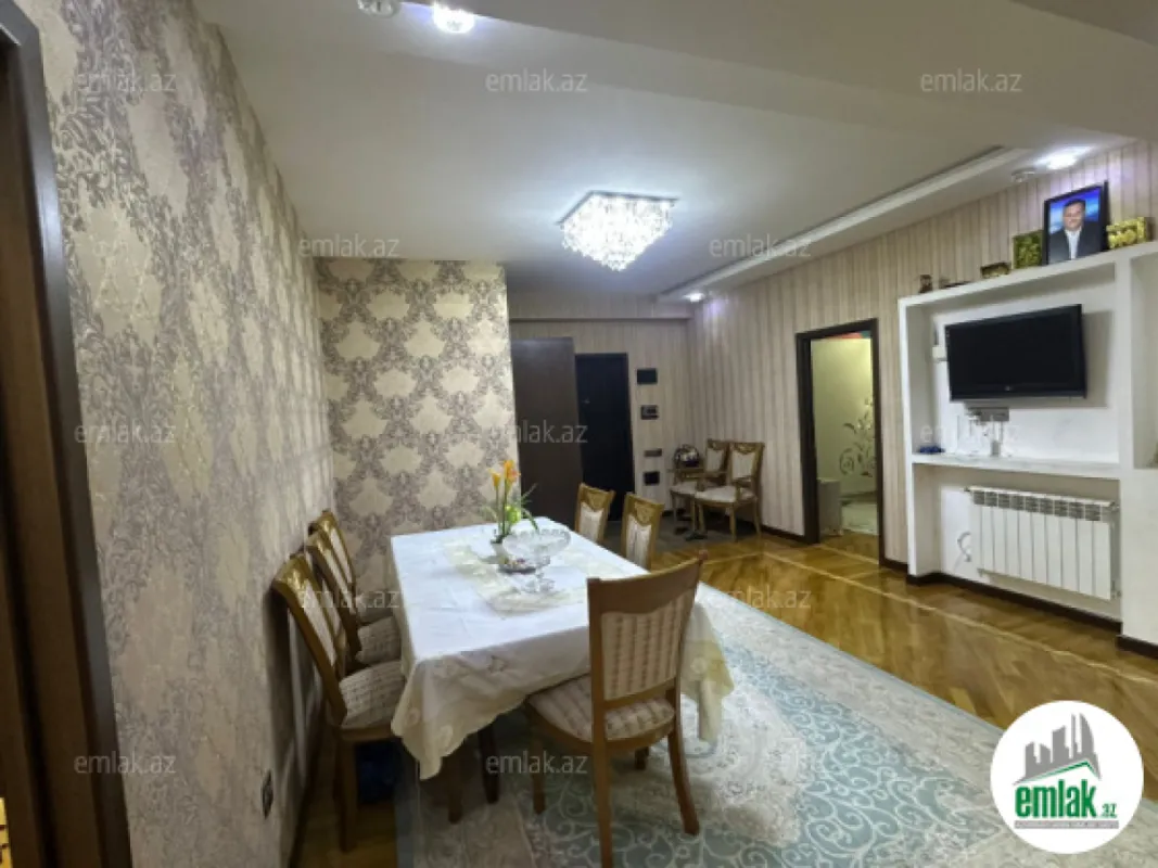 Satılır 3 otaqlı yeni tikili 127 m²
