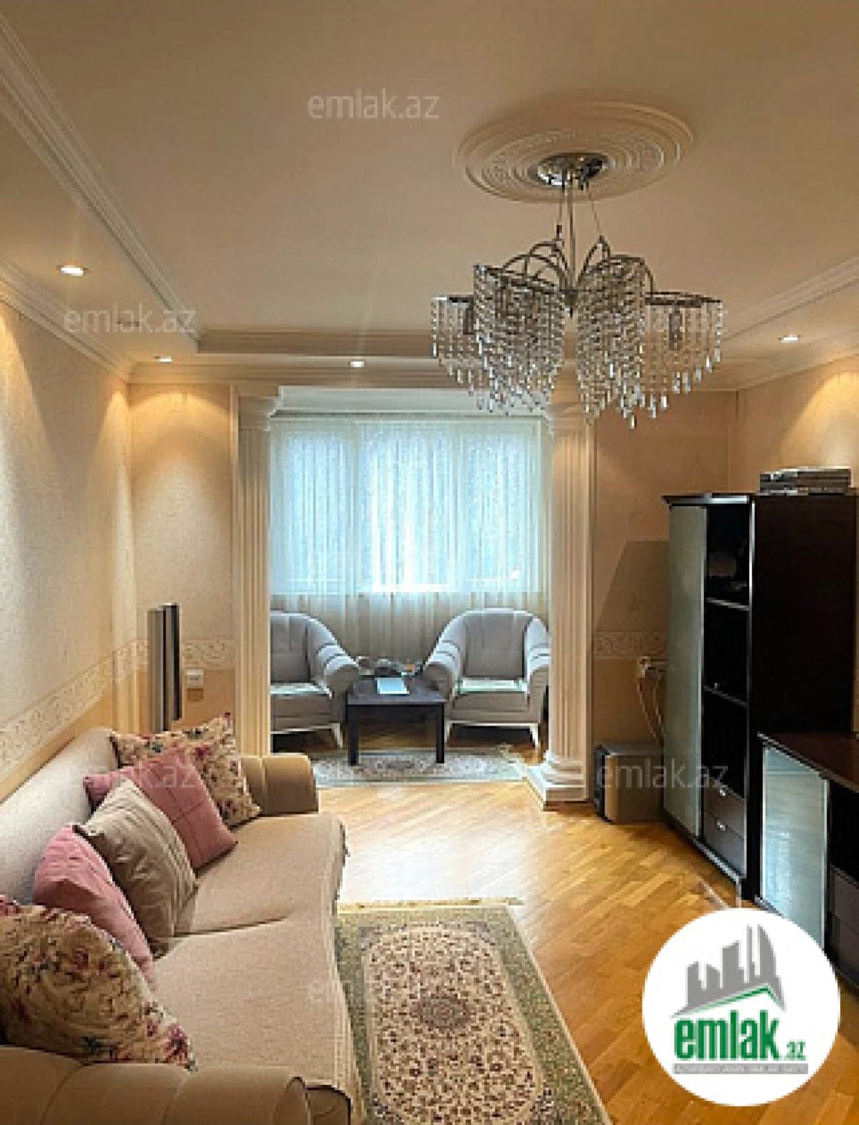 Satılır 3 otaqlı köhnə tikili 80 m²