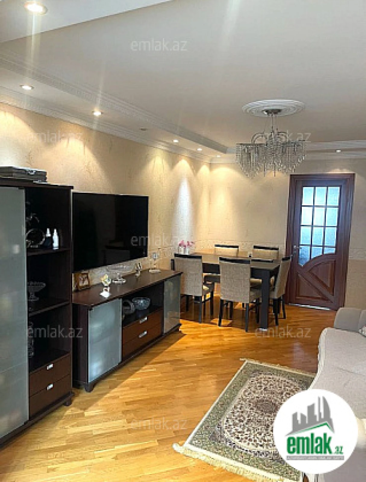 Satılır 3 otaqlı köhnə tikili 80 m²