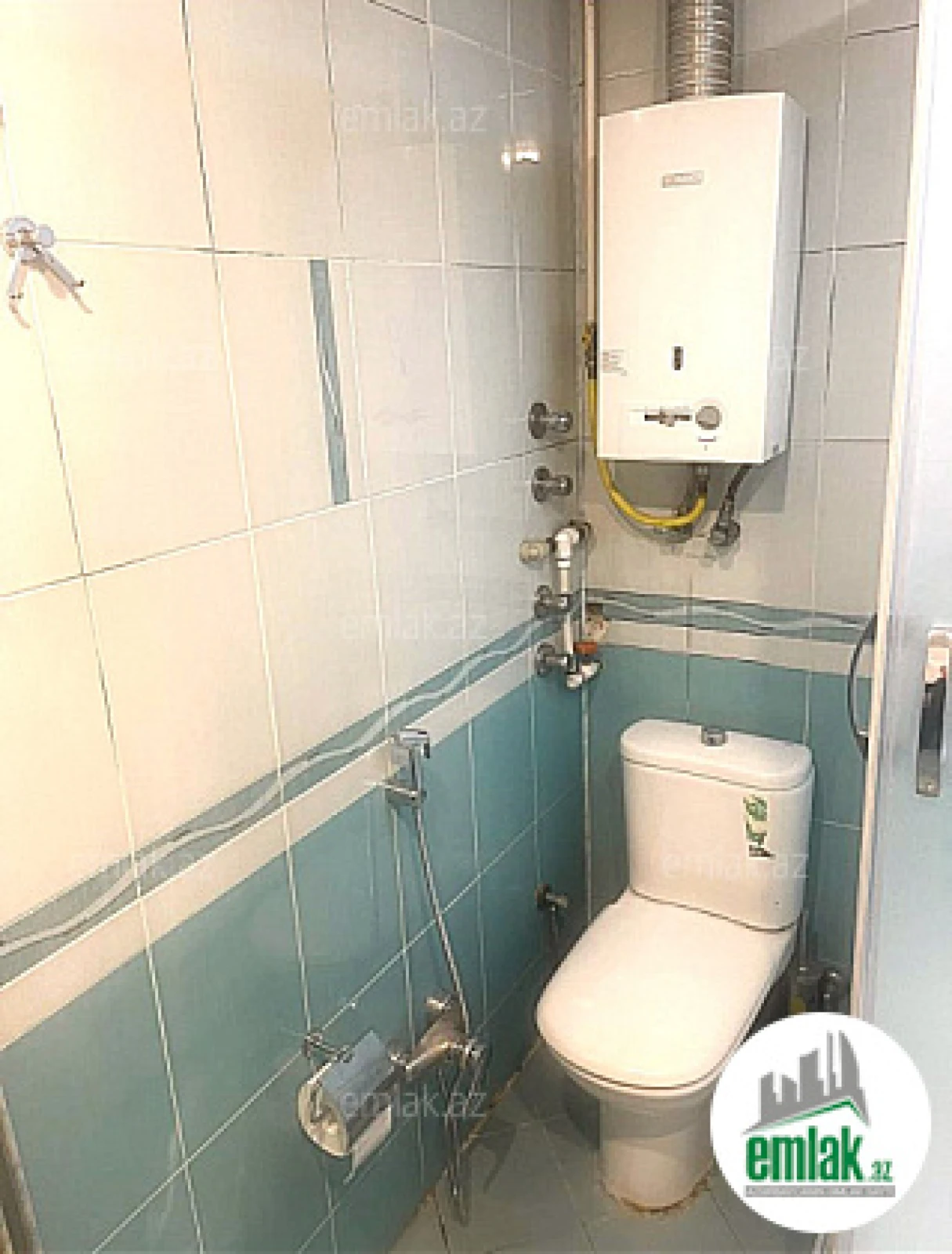 Satılır 3 otaqlı köhnə tikili 80 m²