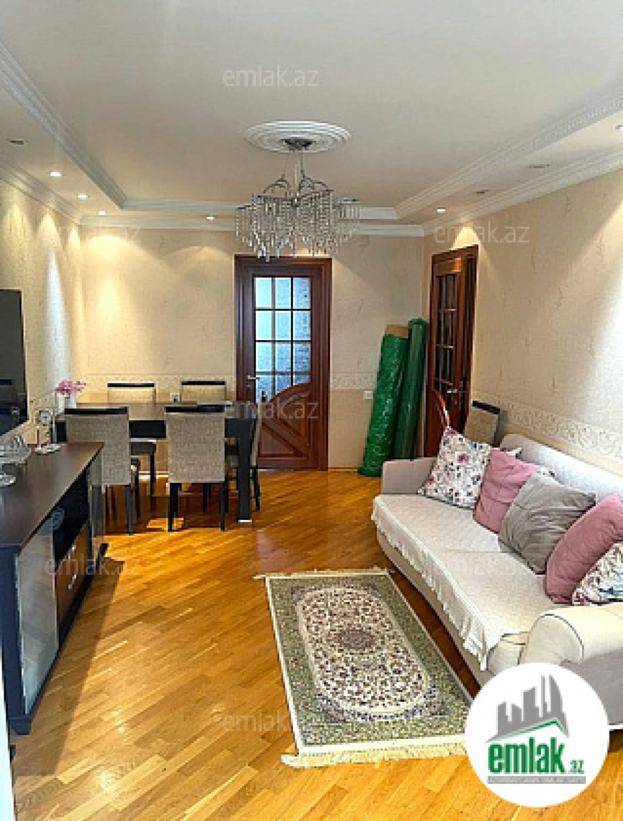 Satılır 3 otaqlı köhnə tikili 80 m²