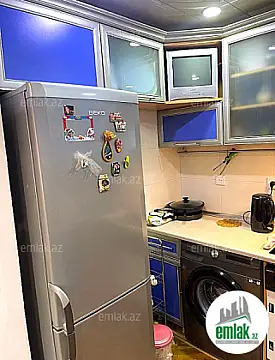 Satılır 3 otaqlı köhnə tikili 80 m²