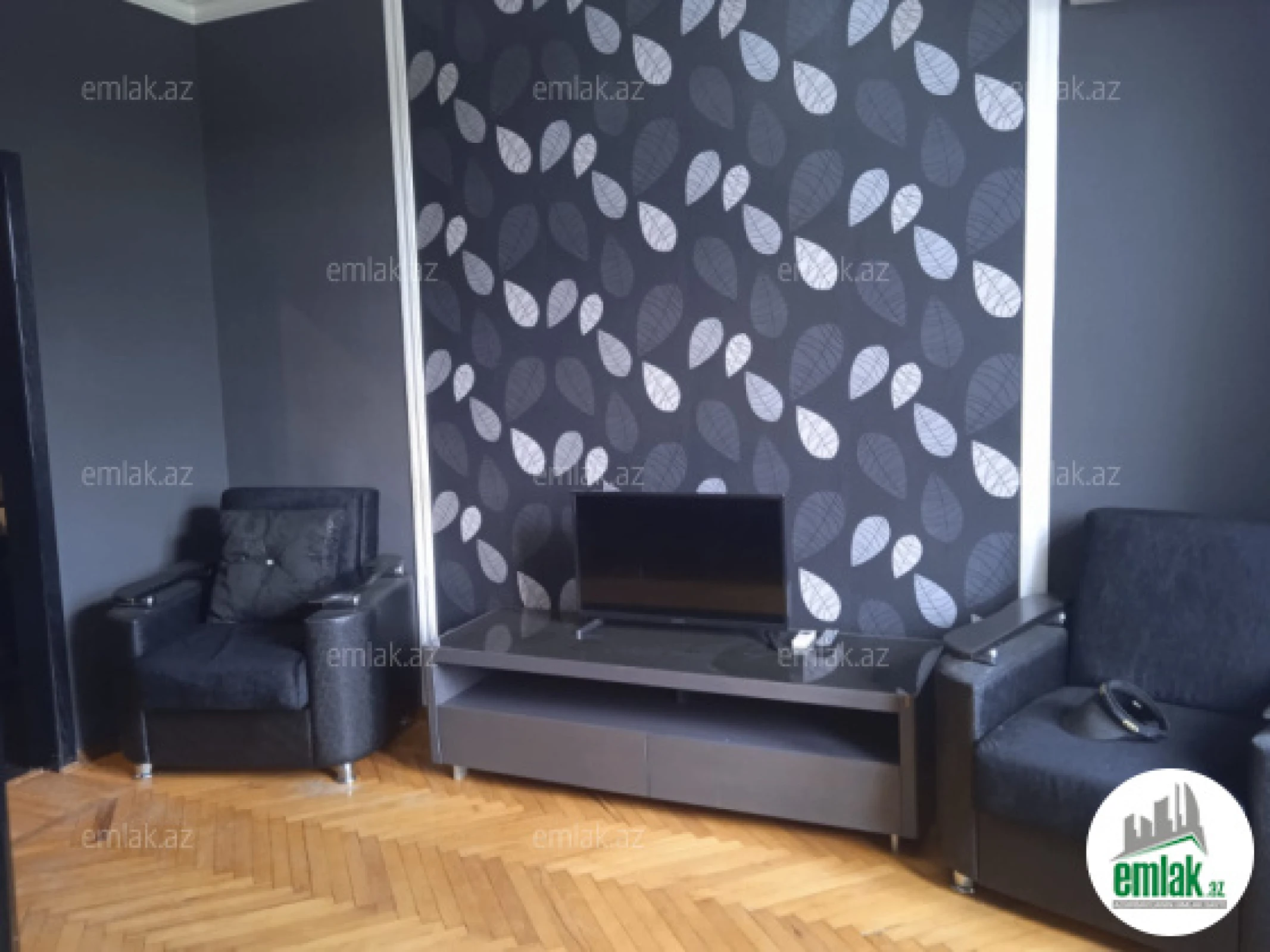 Satılır 2 otaqlı köhnə tikili 40 m²