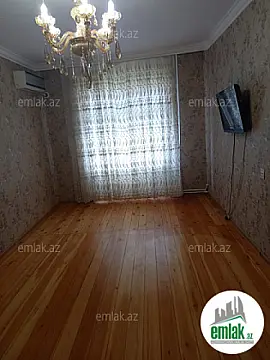 Satılır 2 otaqlı köhnə tikili 65 m²