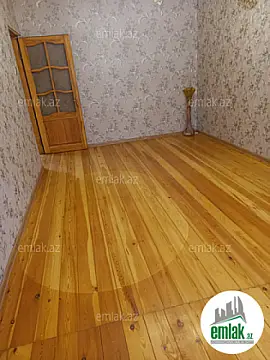 Satılır 2 otaqlı köhnə tikili 65 m² — Bakı 2 otaq 65.00 m²