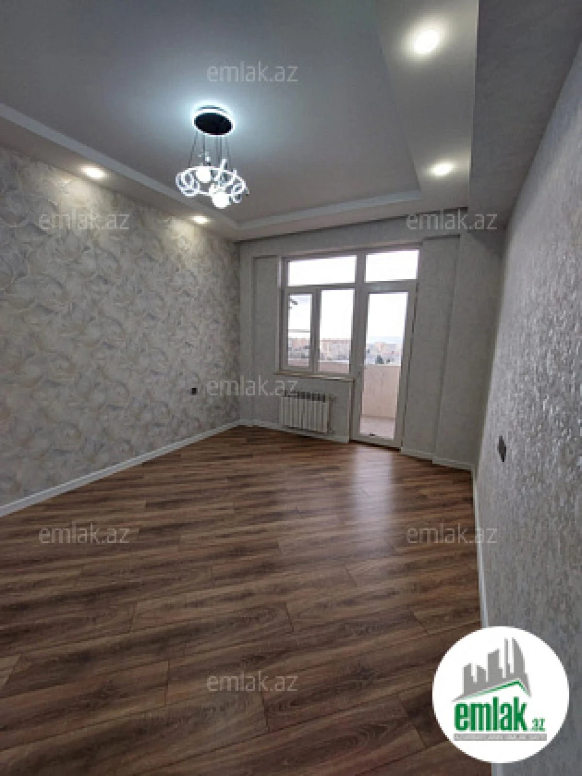 Satılır 3 otaqlı yeni tikili 90 m²
