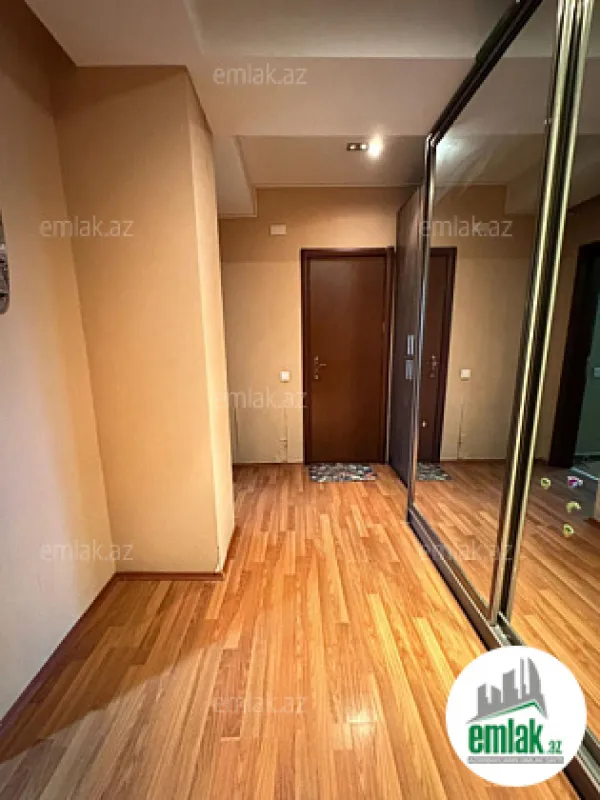 Satılır 2 otaqlı yeni tikili 60 m²