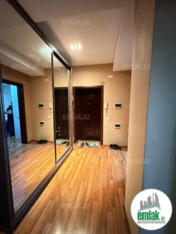 Satılır 2 otaqlı yeni tikili 60 m²