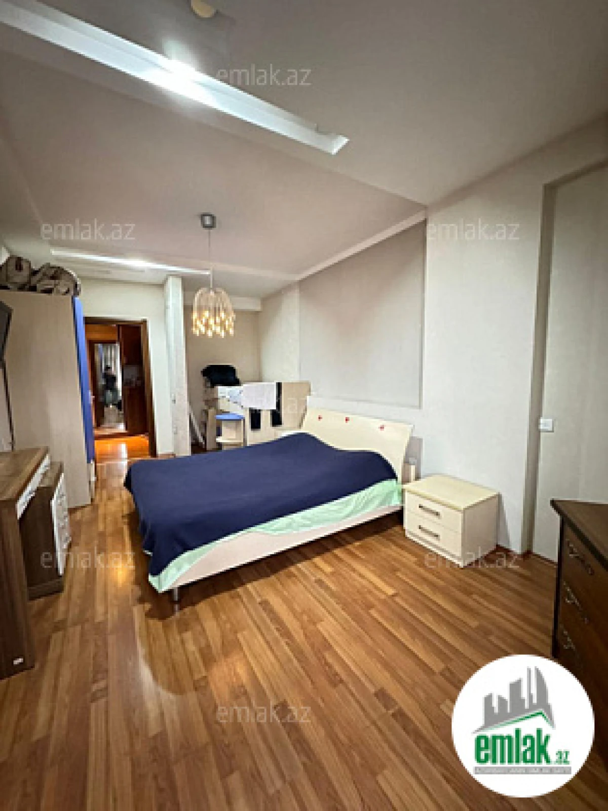 Satılır 2 otaqlı yeni tikili 60 m²