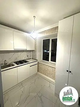 Satılır 2 otaqlı köhnə tikili 60 m²