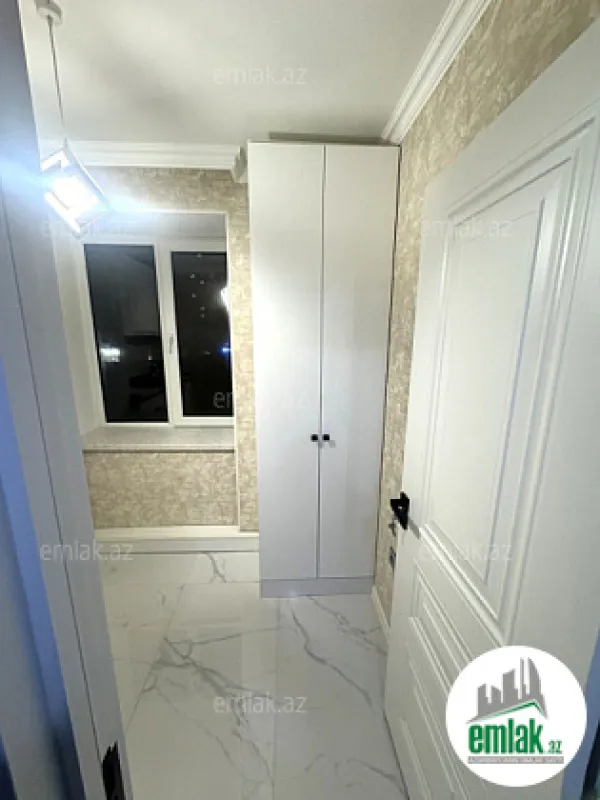 Satılır 2 otaqlı köhnə tikili 60 m²