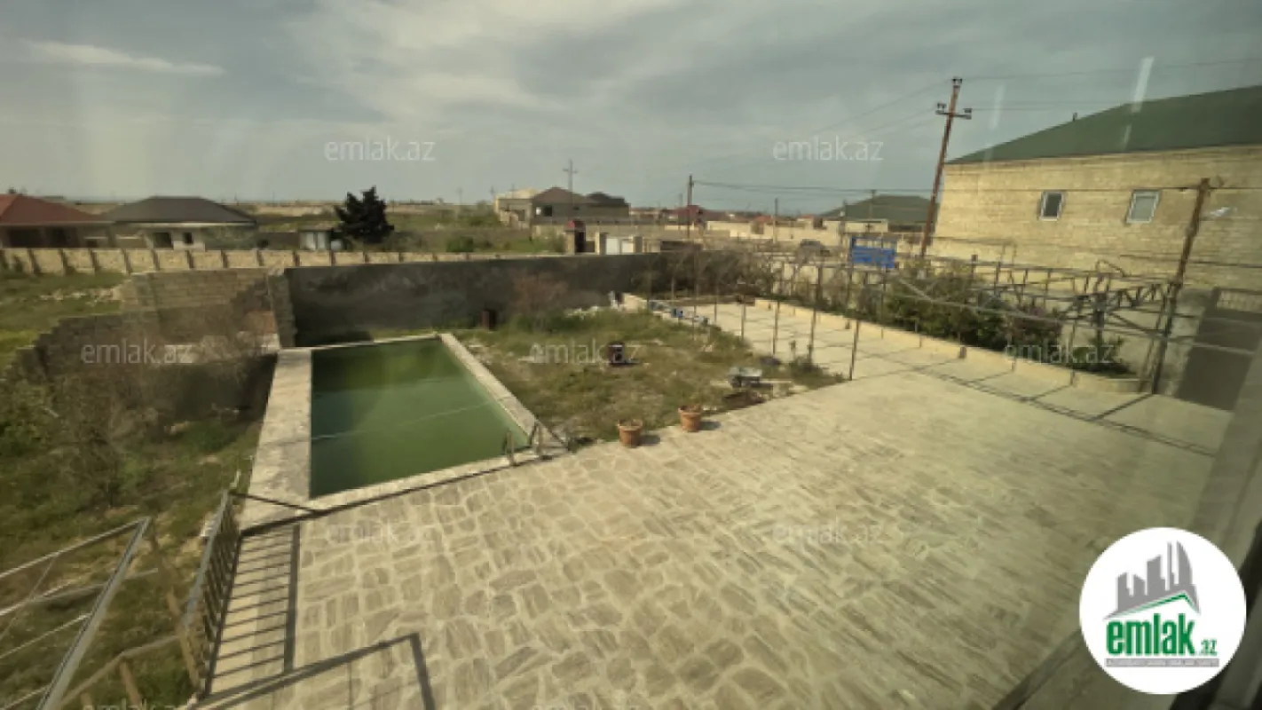 Satılır 2 otaqlı mənzil 70 m²