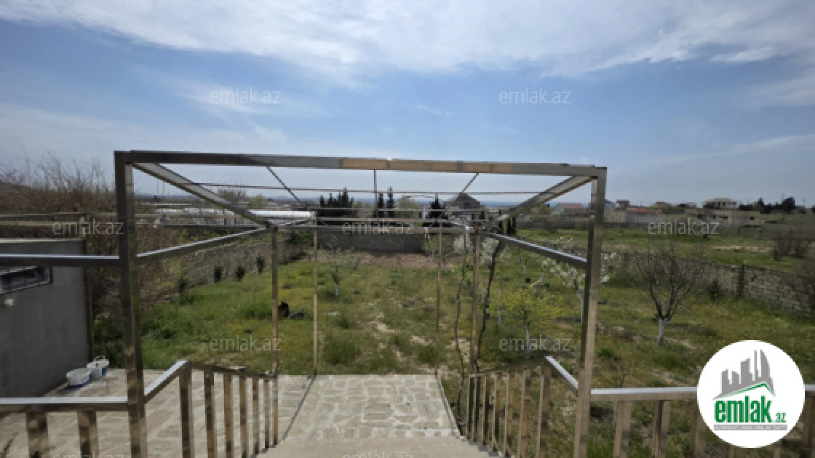 Satılır 2 otaqlı mənzil 70 m²