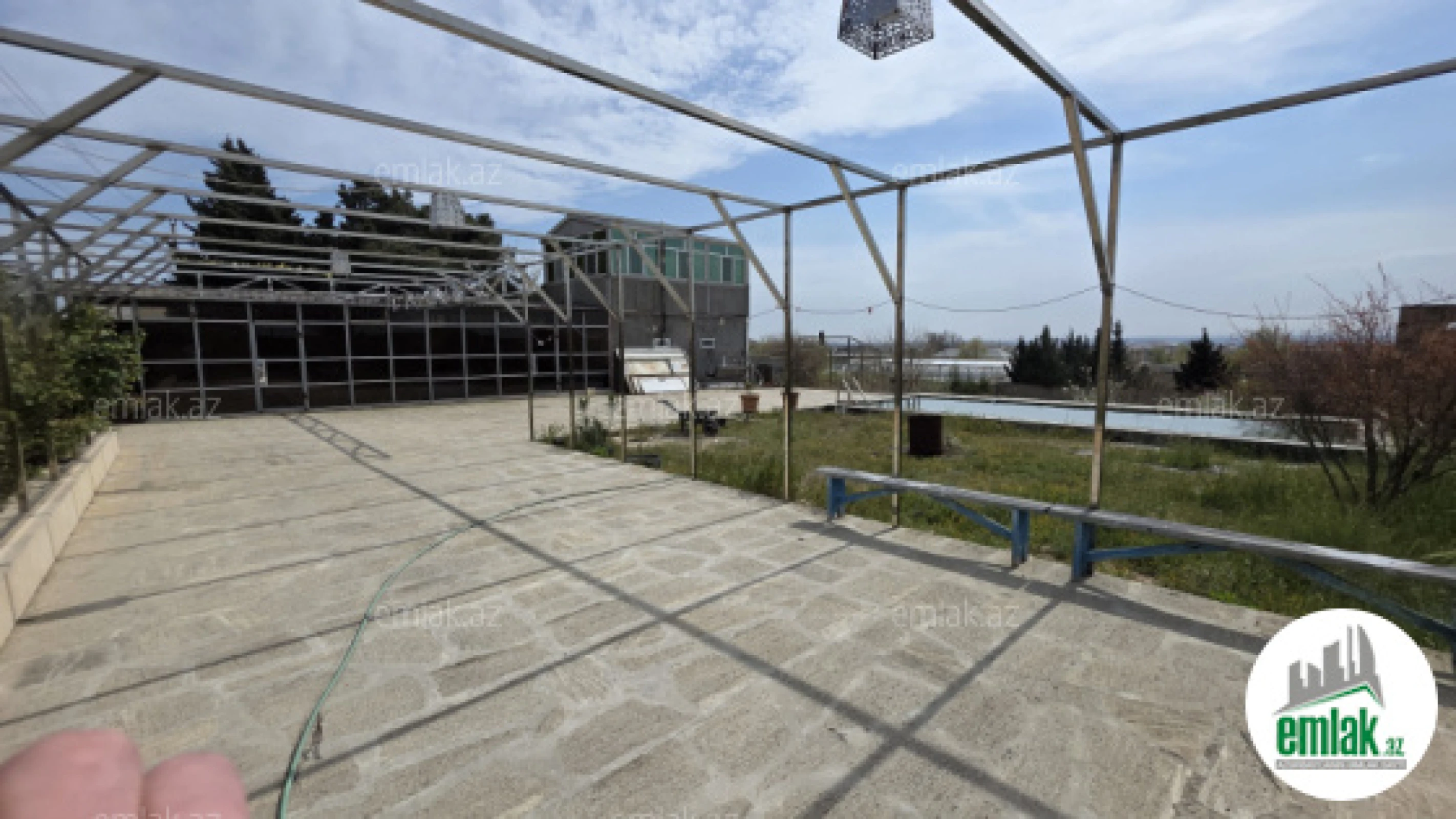 Satılır 2 otaqlı mənzil 70 m²