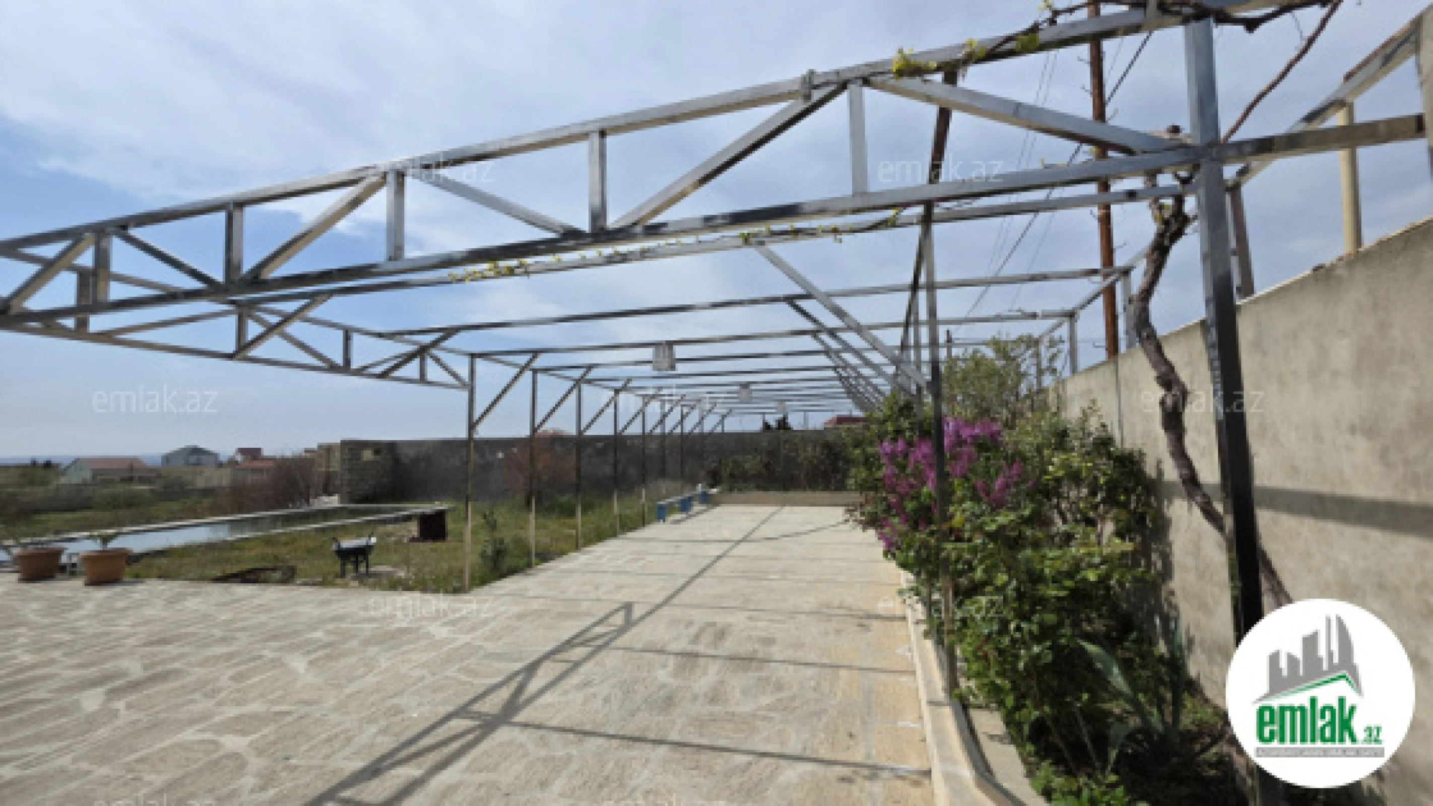 Satılır 2 otaqlı mənzil 70 m²