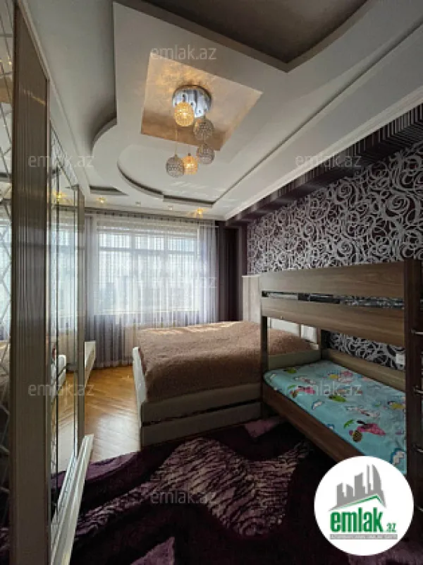 Satılır 2 otaqlı yeni tikili 85 m²