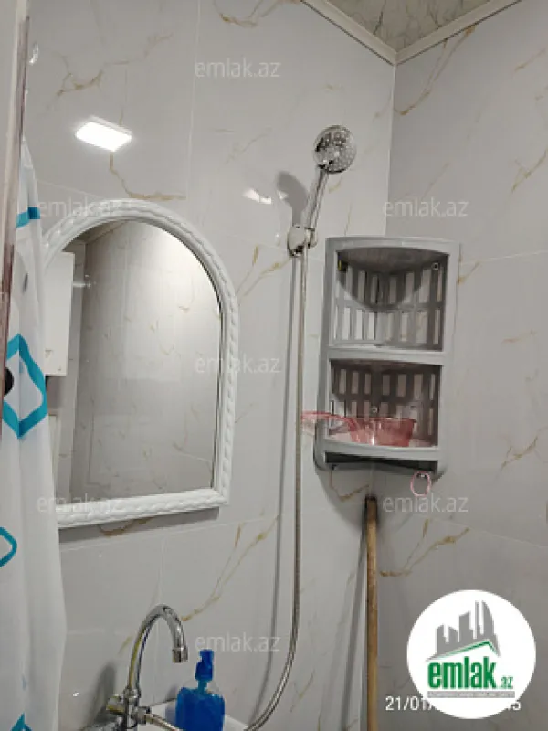 Satılır 2 otaqlı köhnə tikili 40 m²