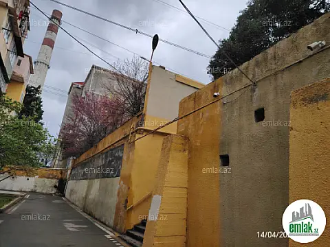 Satılır 2 otaqlı köhnə tikili 40 m²