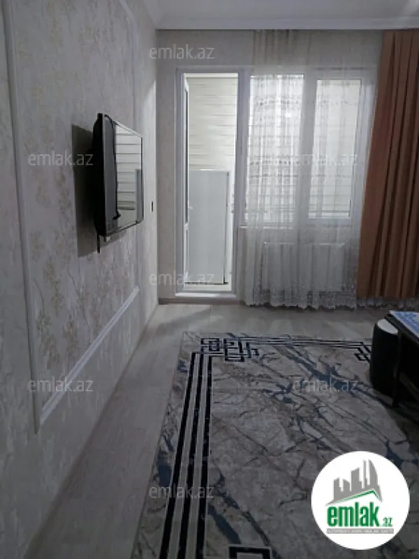 Satılır 2 otaqlı köhnə tikili 40 m²