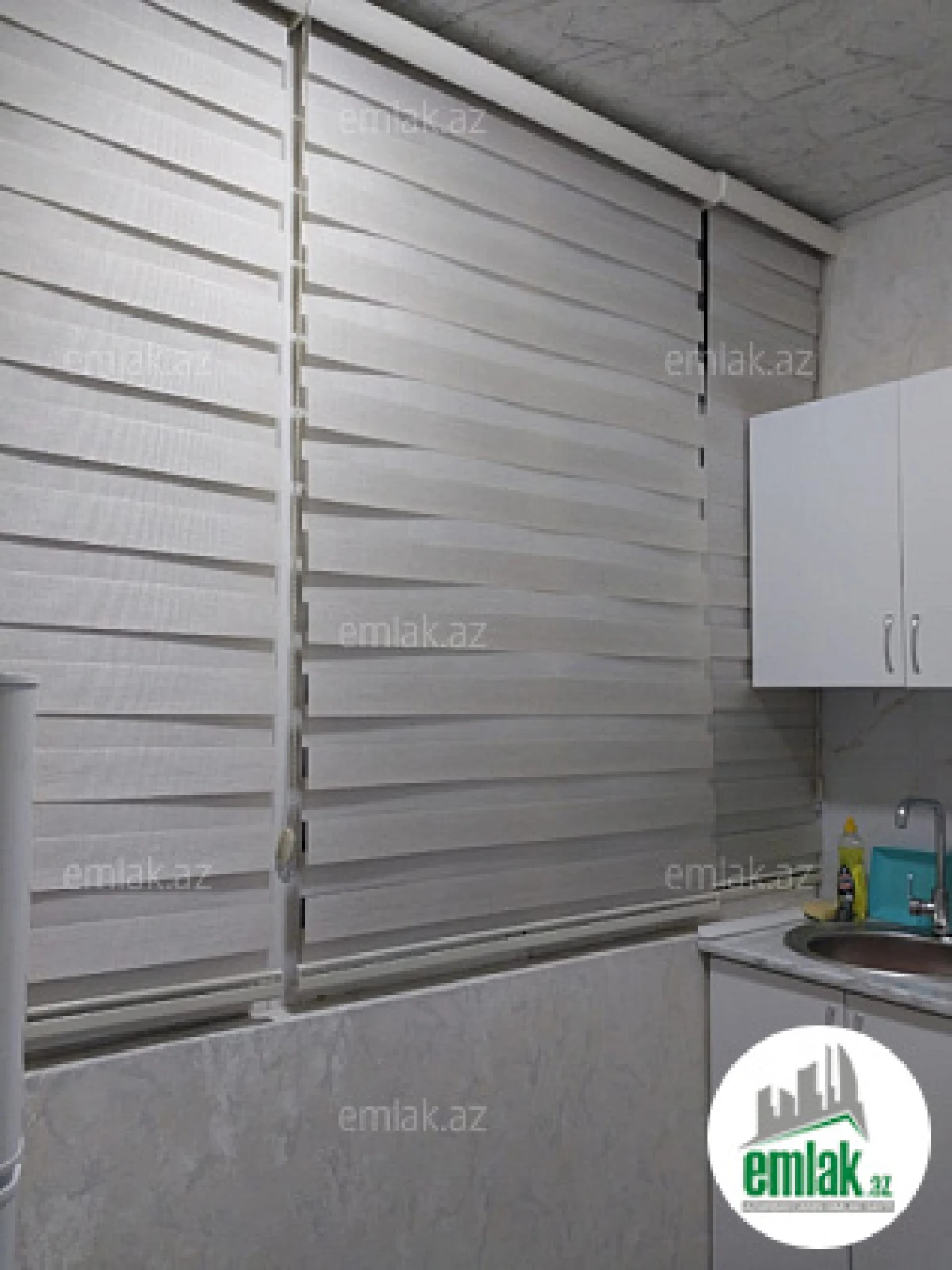 Satılır 2 otaqlı köhnə tikili 40 m²