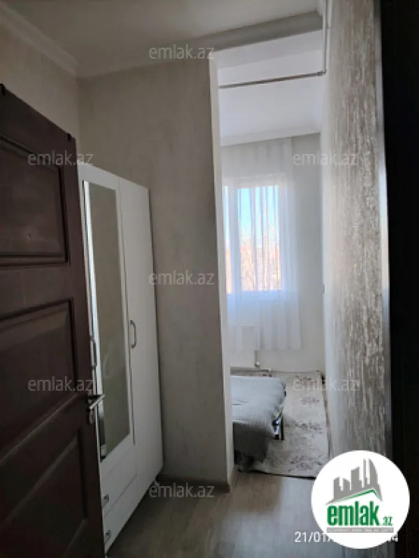 Satılır 2 otaqlı köhnə tikili 40 m²