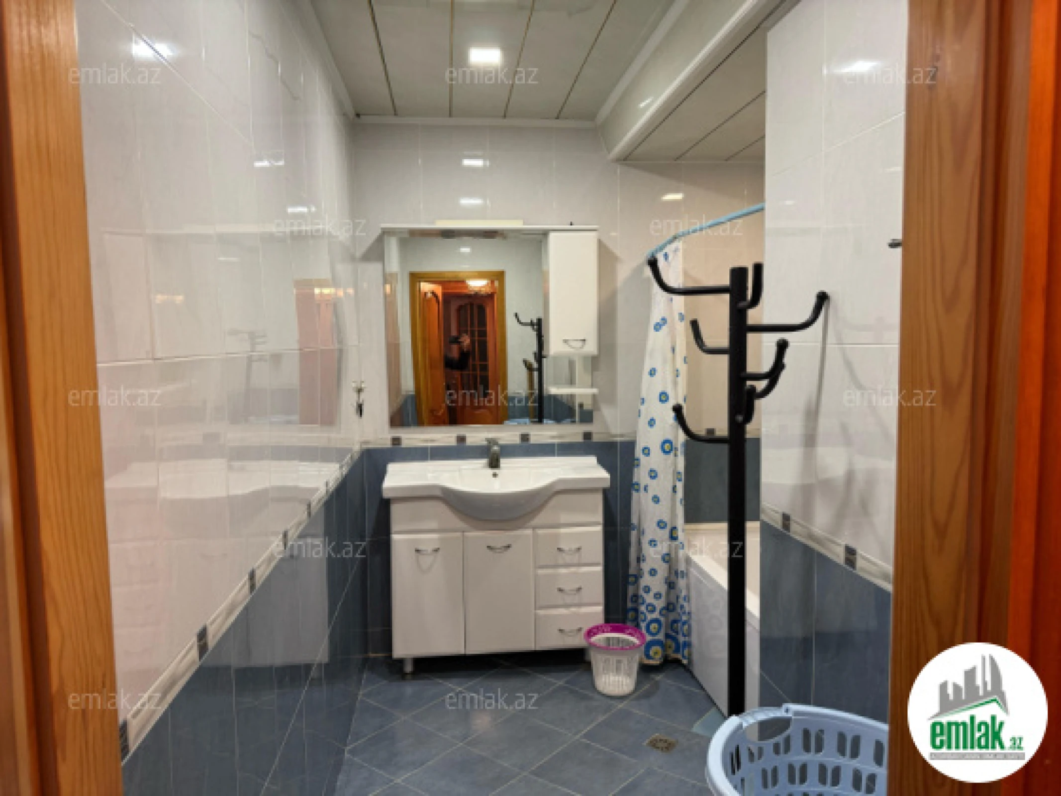 Satılır 3 otaqlı köhnə tikili 100 m²