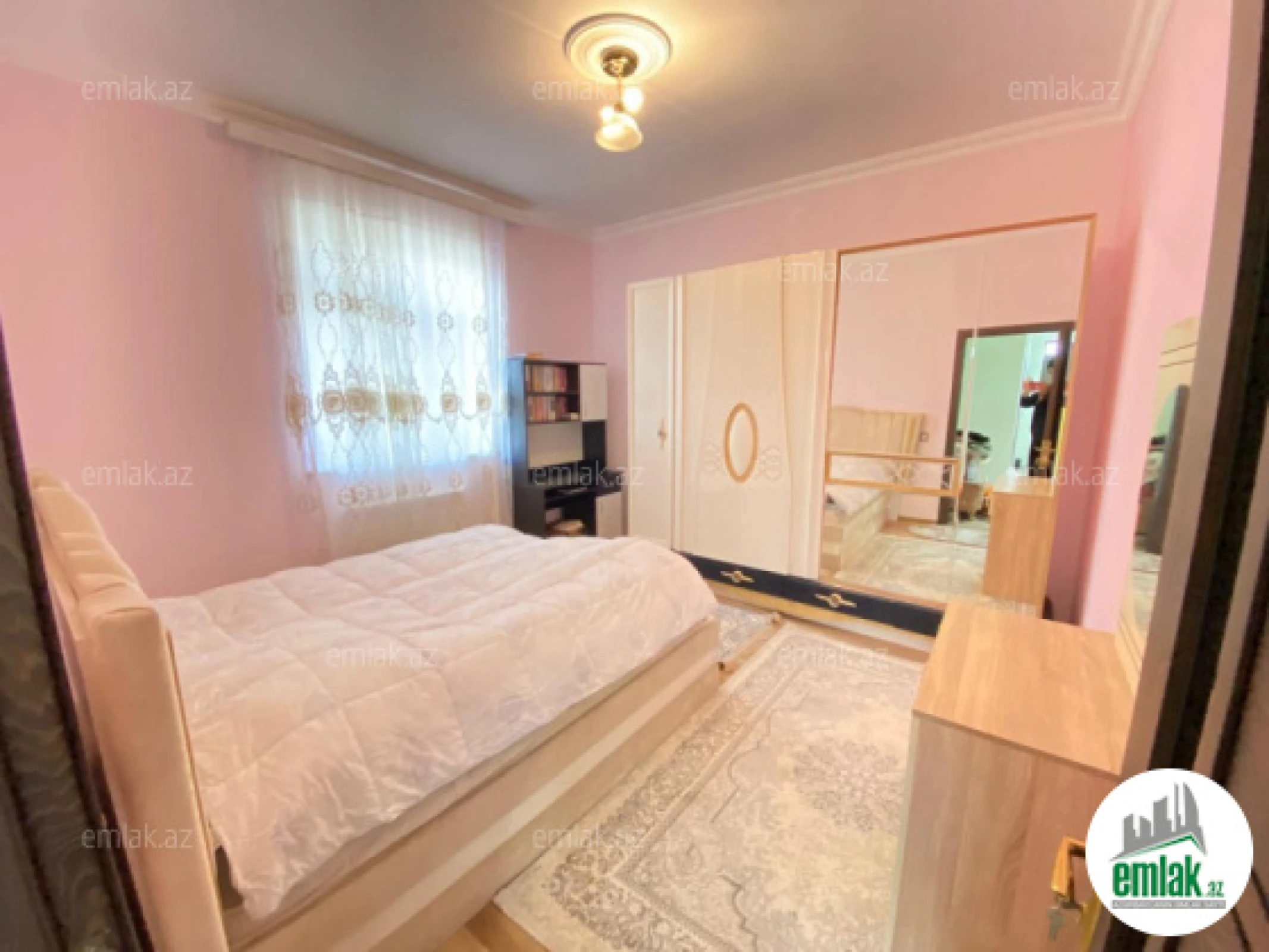 Satılır 3 otaqlı yeni tikili 400 m²