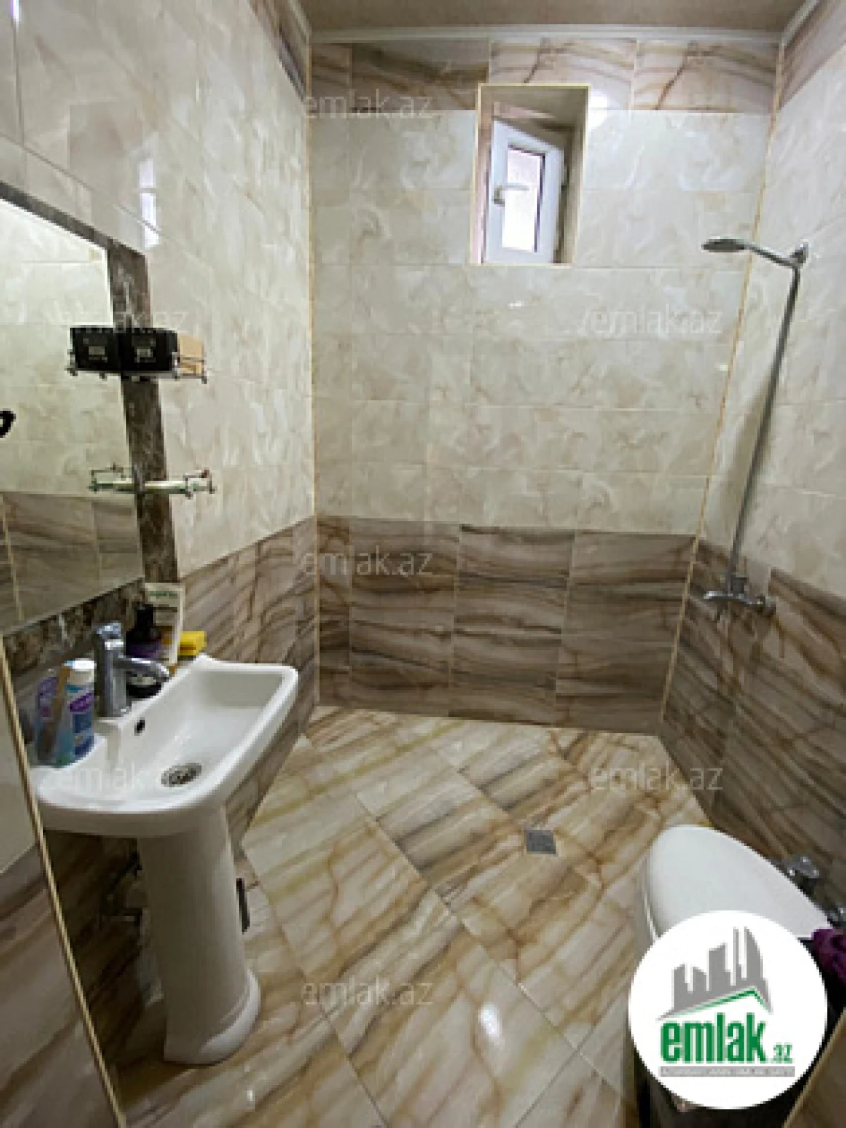 Satılır 3 otaqlı yeni tikili 400 m²